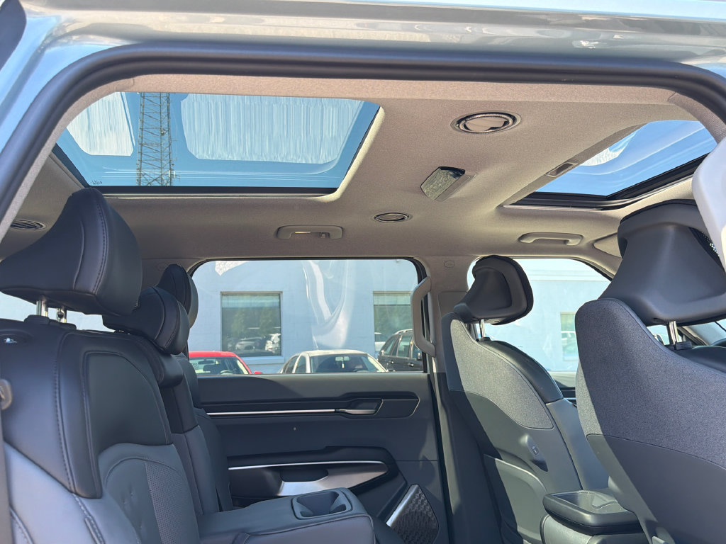 Certified 2024 Kia EV9 Wind AWD/4WD image 15