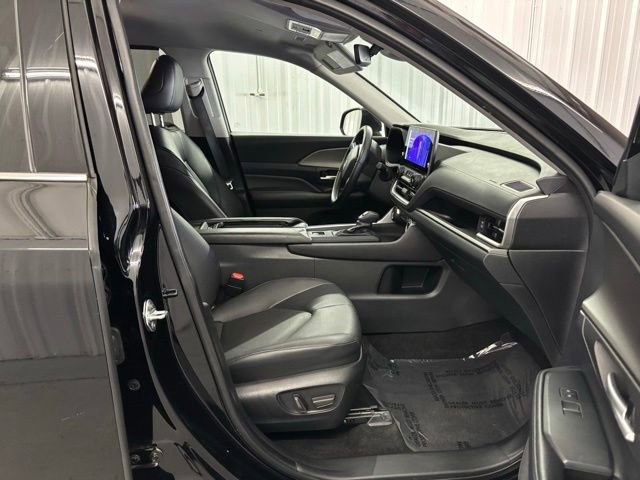 Used 2024 Toyota Grand Highlander XLE image 33