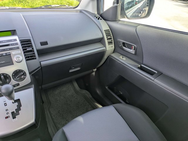Used 2007 MAZDA MAZDA5 Sport w/ Popular Equipment Pkg FWD image 16