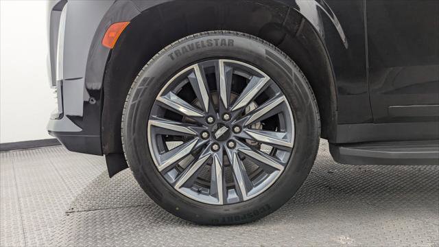 Used 2023 Cadillac Escalade ESV Sport AWD/4WD image 31