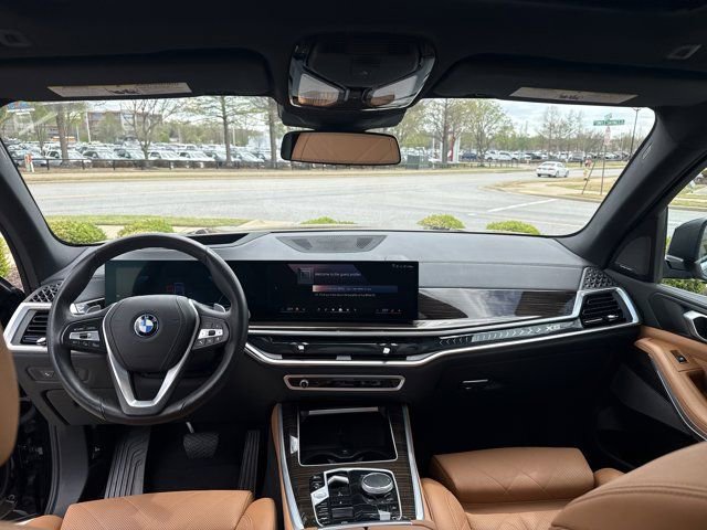 Certified 2024 BMW X5 xDrive50e w/ Premium Package image 12