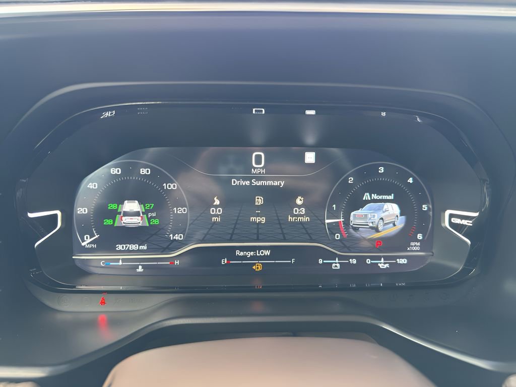 Used 2023 GMC Yukon Denali image 14