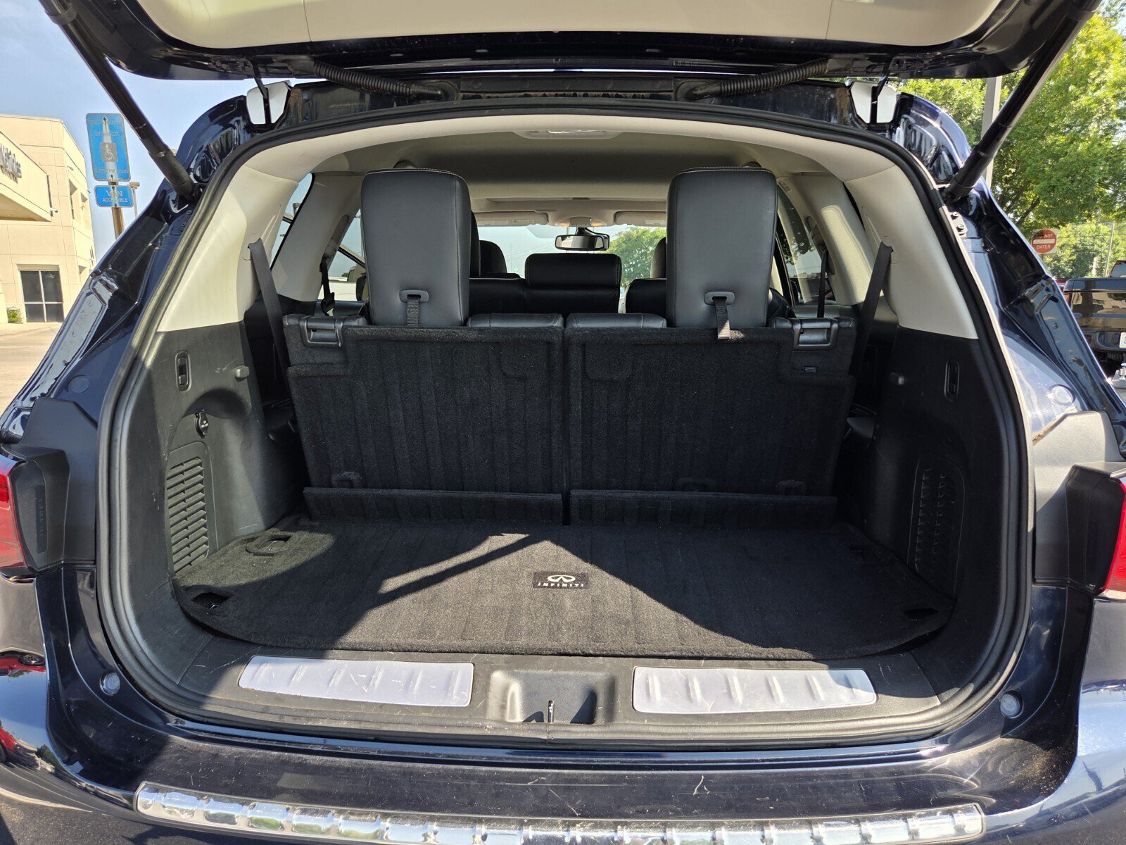 Used 2019 INFINITI QX60 Luxe w/ Essential Package AWD/4WD image 33