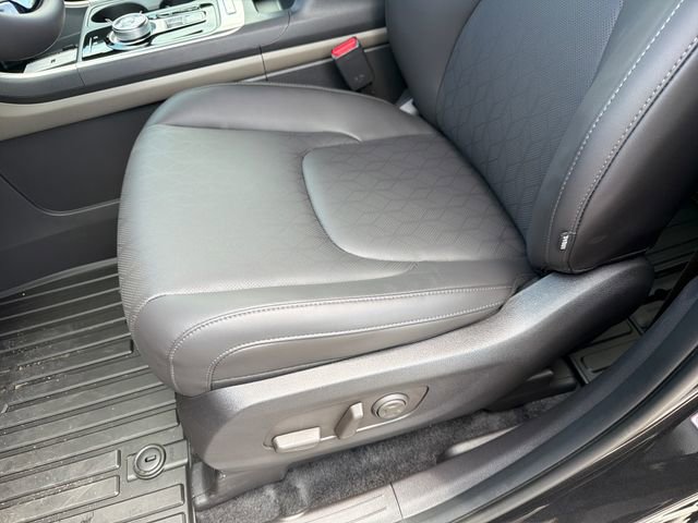 New 2026 Kia Carnival EX FWD image 18