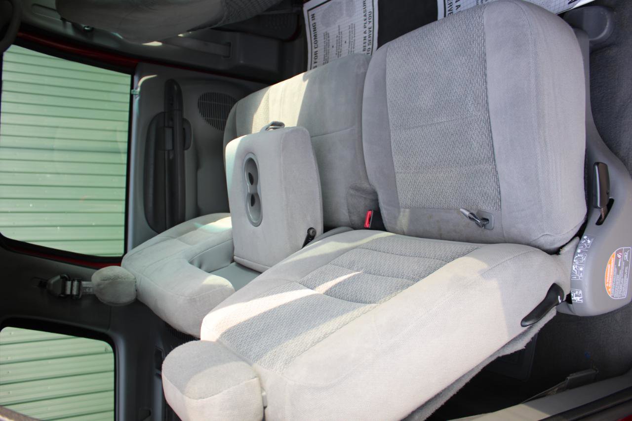 Used 2002 Ford Excursion XLT image 15