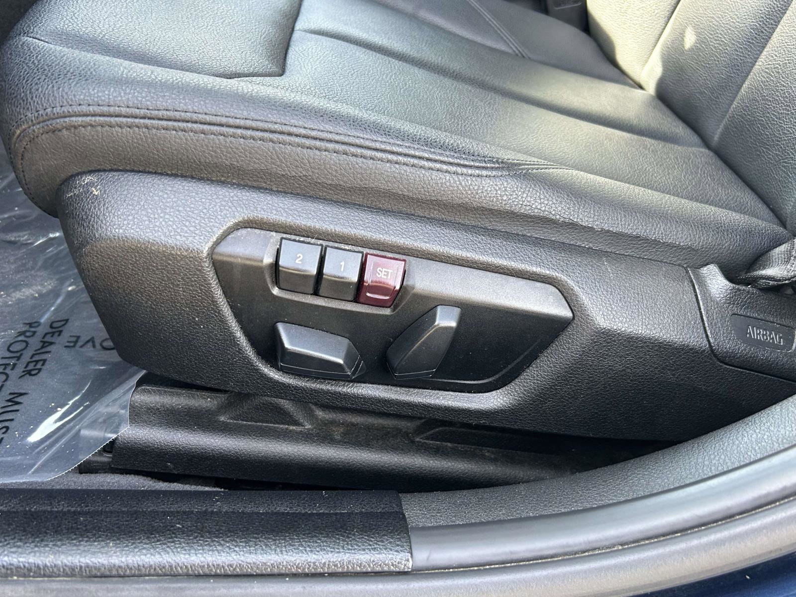 Used 2015 BMW 320i xDrive Sedan image 17