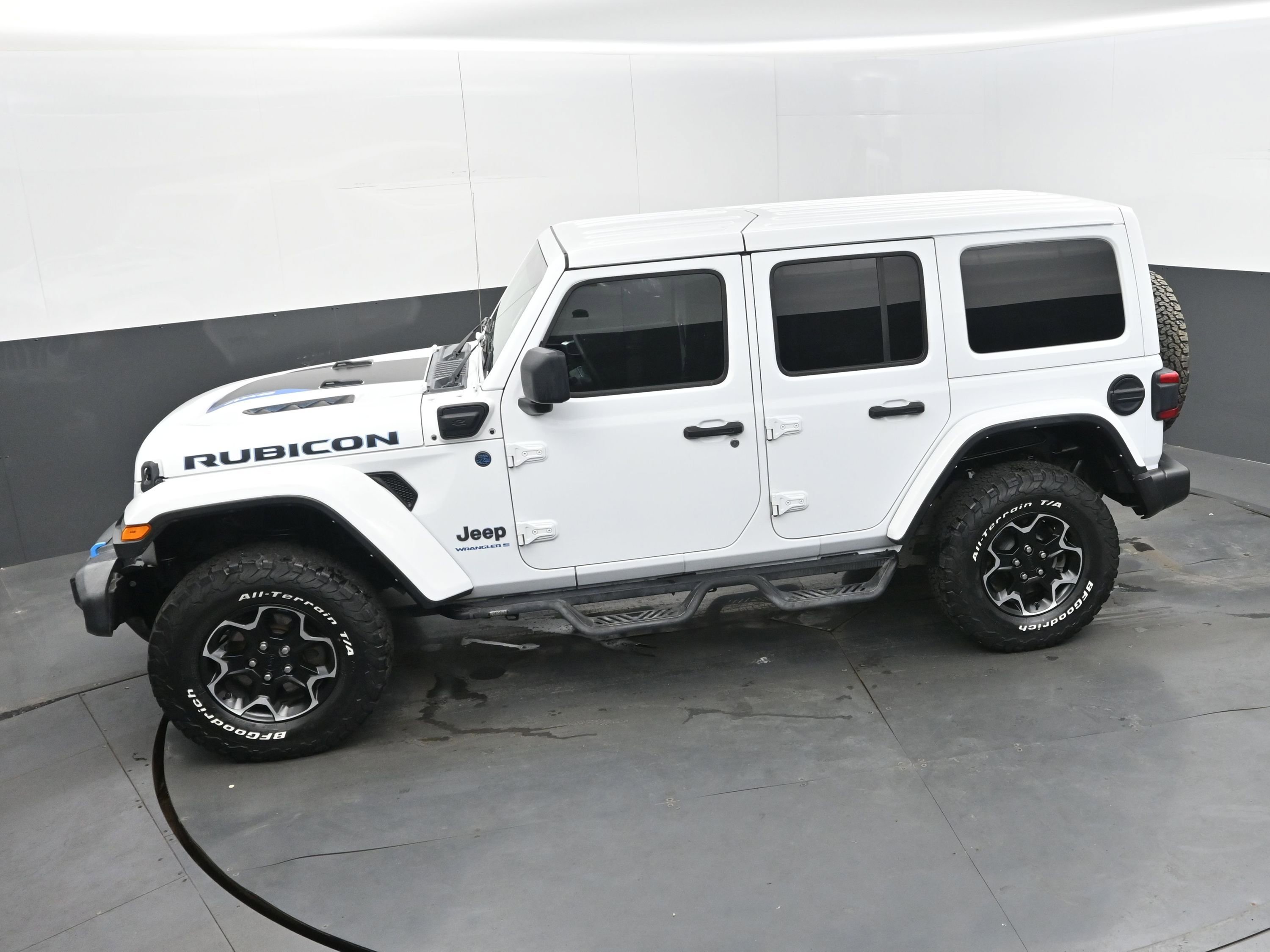 Used 2023 Jeep Wrangler Unlimited Rubicon 4xe w/ Cold Weather Group image 37
