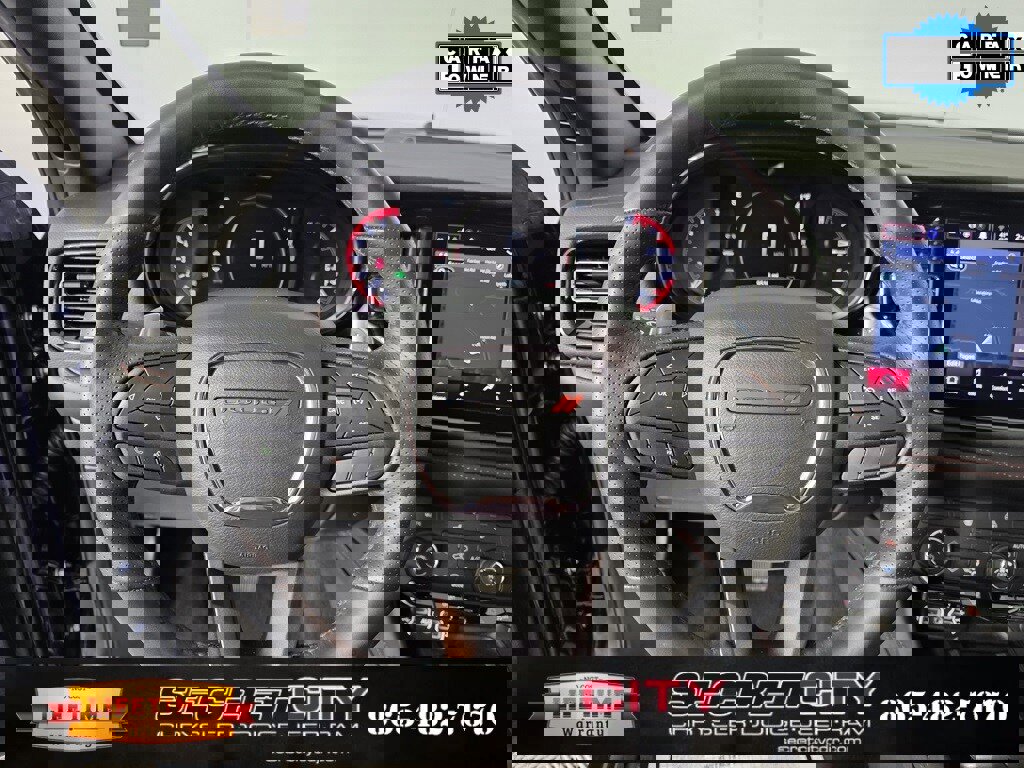 Used 2025 Dodge Durango R/T w/ Blacktop Package image 15