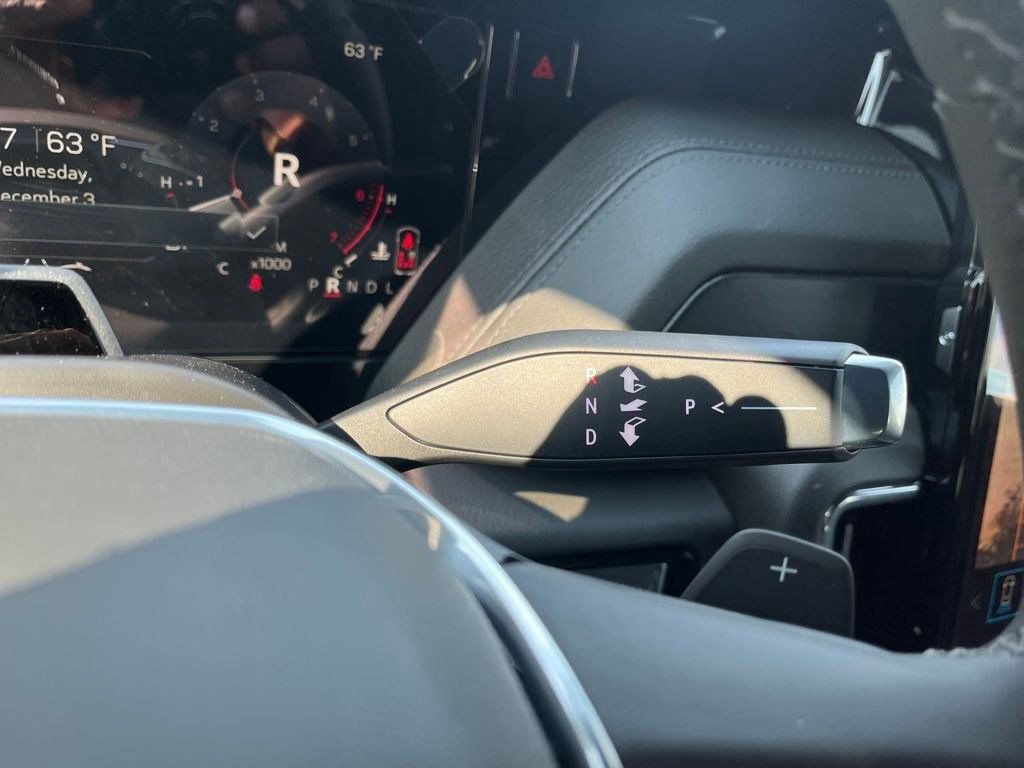 New 2026 GMC Yukon XL Denali w/ Denali Reserve Package image 29