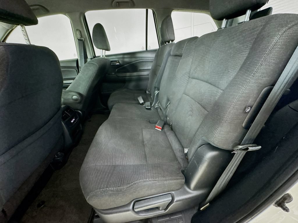 Used 2017 Honda Pilot EX image 27