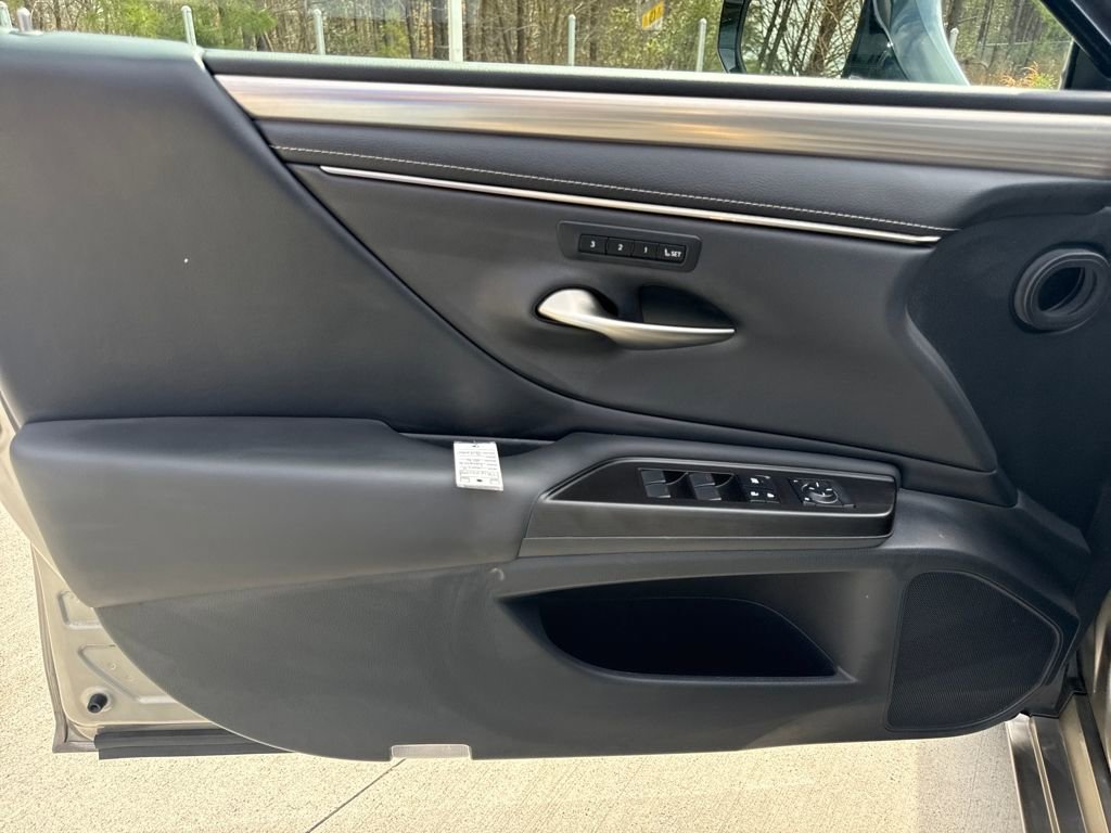 Used 2019 Lexus ES 350 F Sport w/ Accessory Package 2 image 14