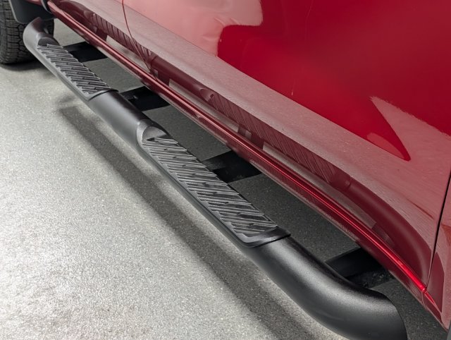 Certified 2023 Chevrolet Silverado 1500 LT AWD/4WD image 4