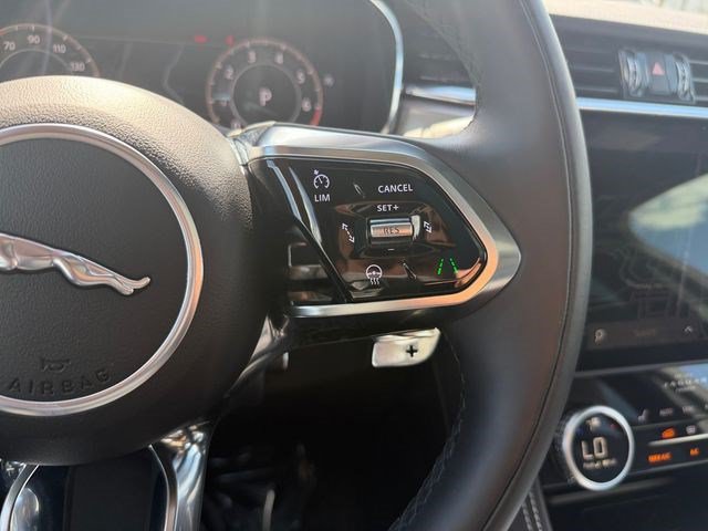 Used 2026 Jaguar F-PACE R-Dynamic S AWD/4WD image 23
