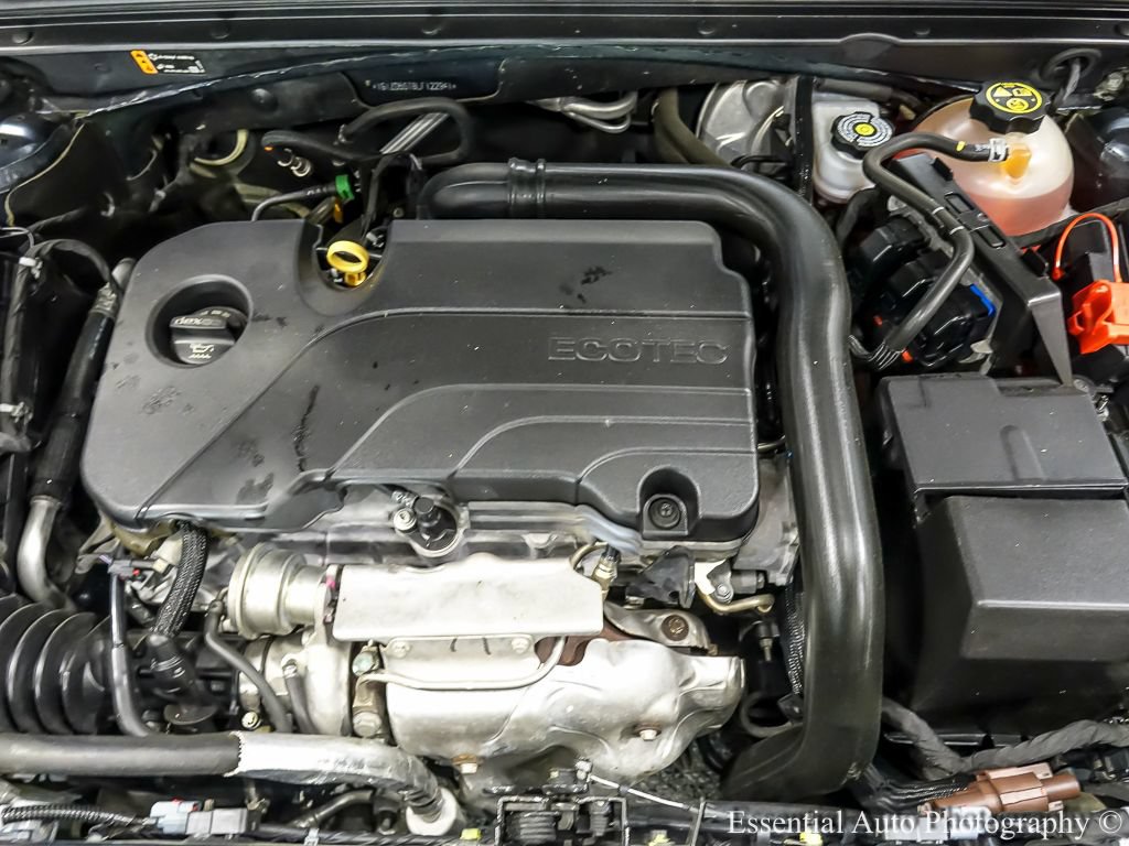 Used 2020 Chevrolet Malibu LT FWD image 25