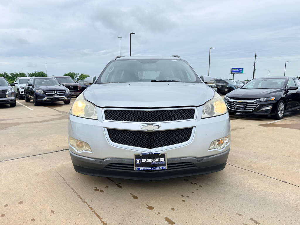 Used 2011 Chevrolet Traverse LT FWD image 12
