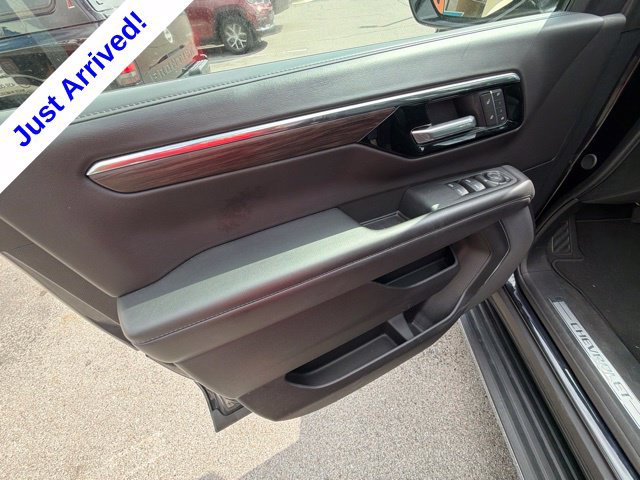 Used 2025 Chevrolet Tahoe LT RWD image 38