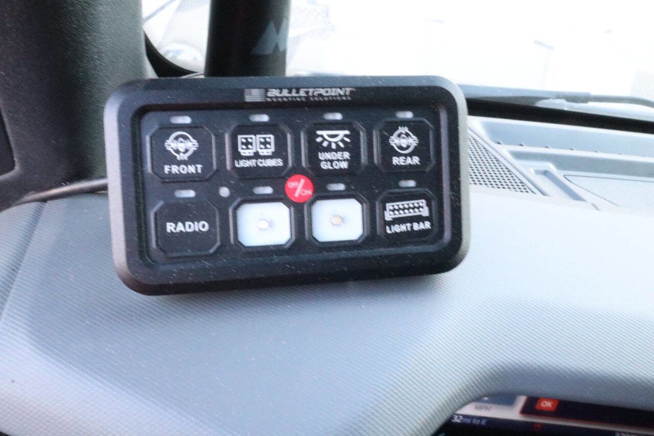 Used 2023 Ford Bronco Big Bend image 16