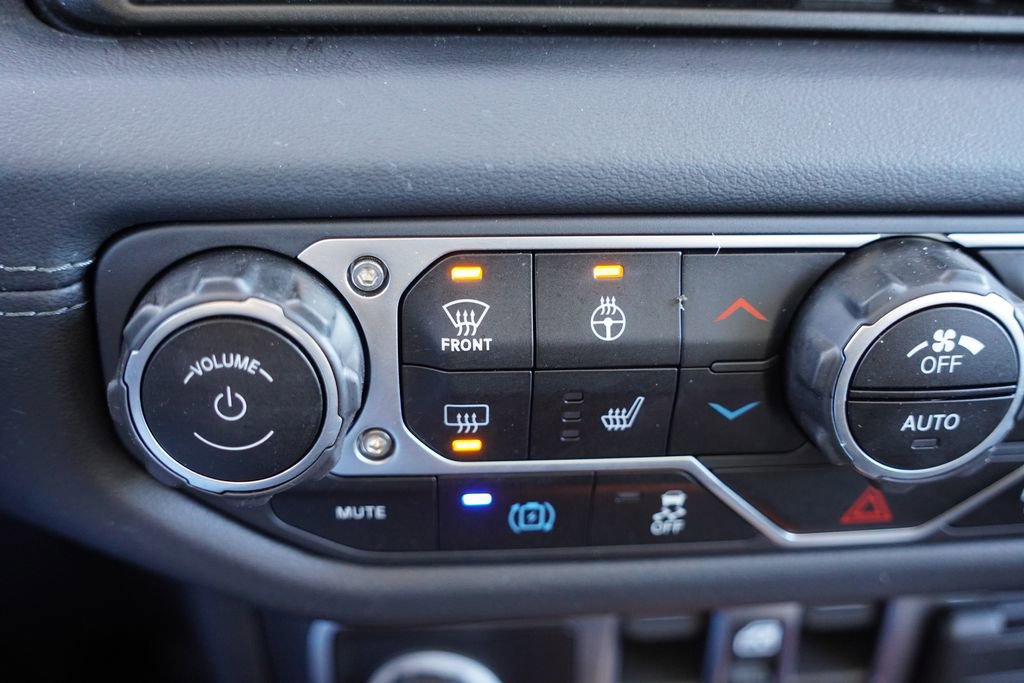 Used 2024 Jeep Wrangler Sahara 4xe w/ Safety Group image 27