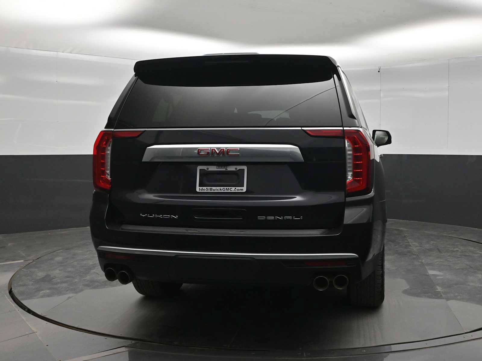 Used 2024 GMC Yukon XL Denali w/ Advanced Technology Package AWD/4WD image 6