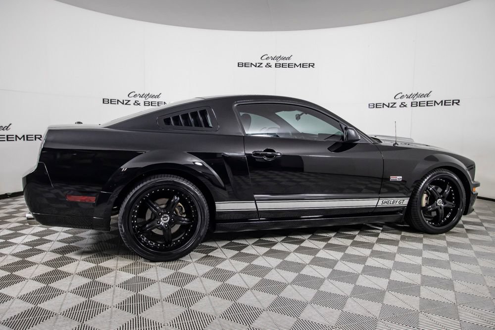 Used 2007 Ford Mustang GT RWD image 4