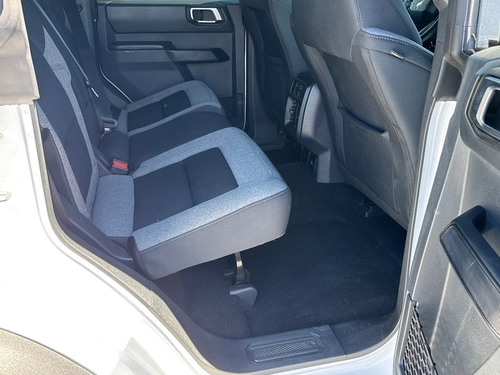 Used 2025 Ford Bronco Big Bend image 15