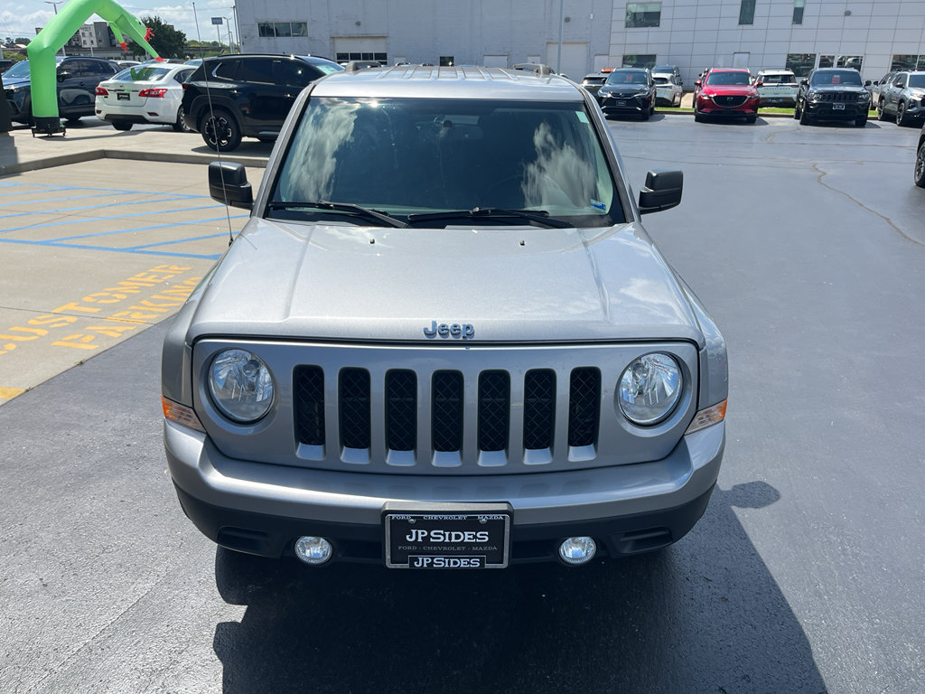Used 2016 Jeep Patriot Latitude FWD image 5