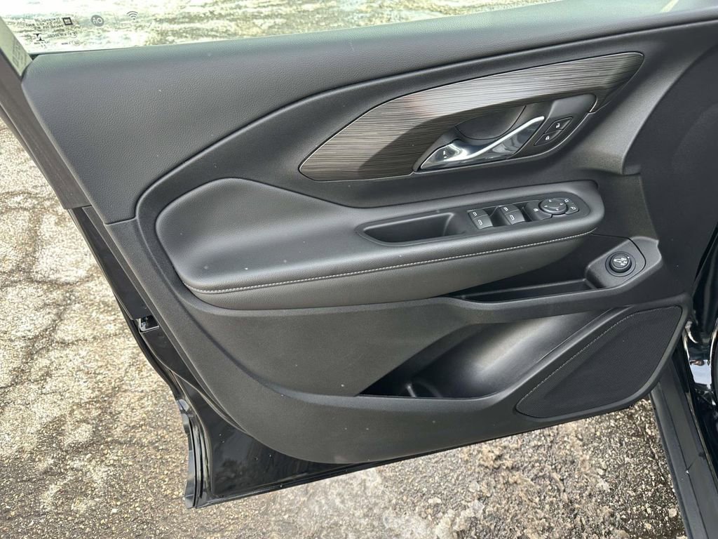 Certified 2023 GMC Terrain SLE w/ Driver Convenience Package image 16