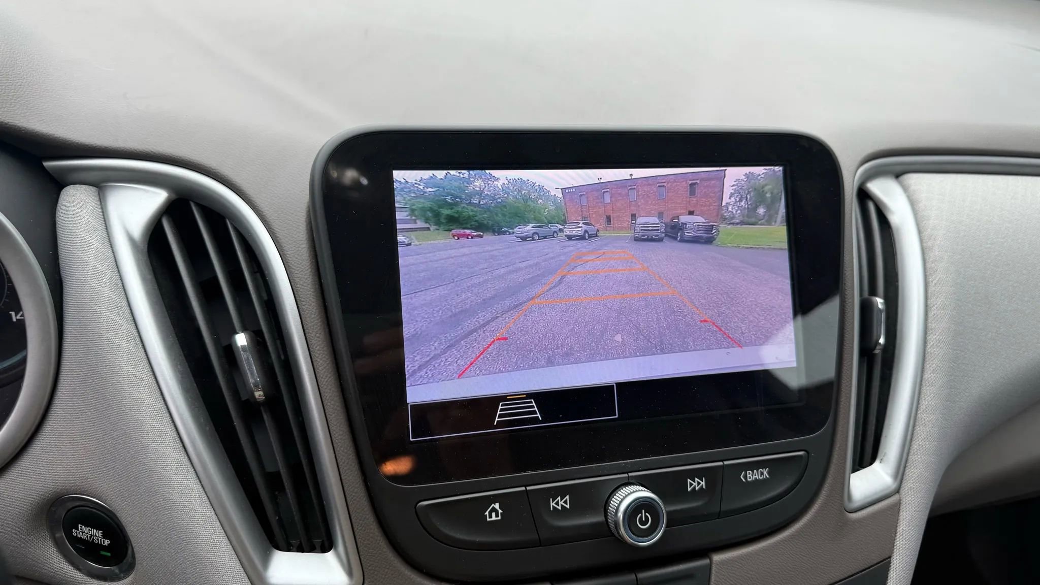 Used 2023 Chevrolet Malibu LT image 22