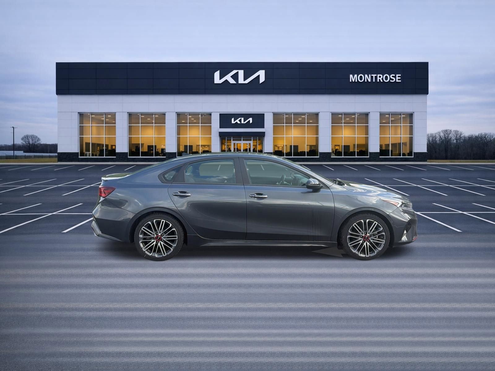 Used 2023 Kia Forte GT FWD image 4