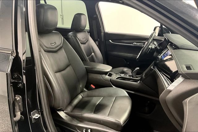 Used 2023 Cadillac XT6 Sport image 31