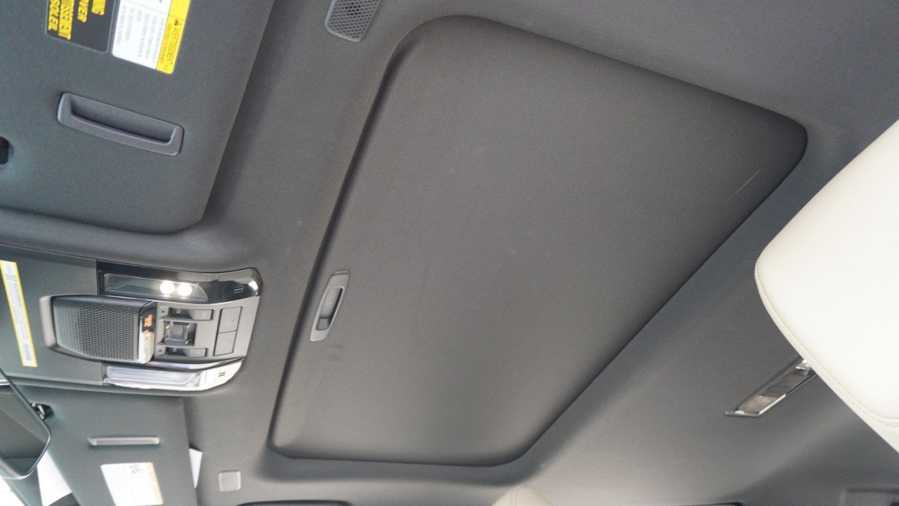 Certified 2025 Lexus GX 550 AWD/4WD image 24