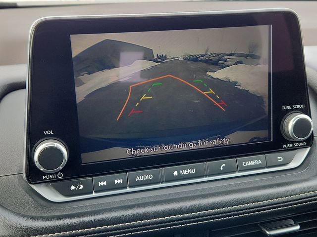 Used 2023 Nissan Rogue S image 38