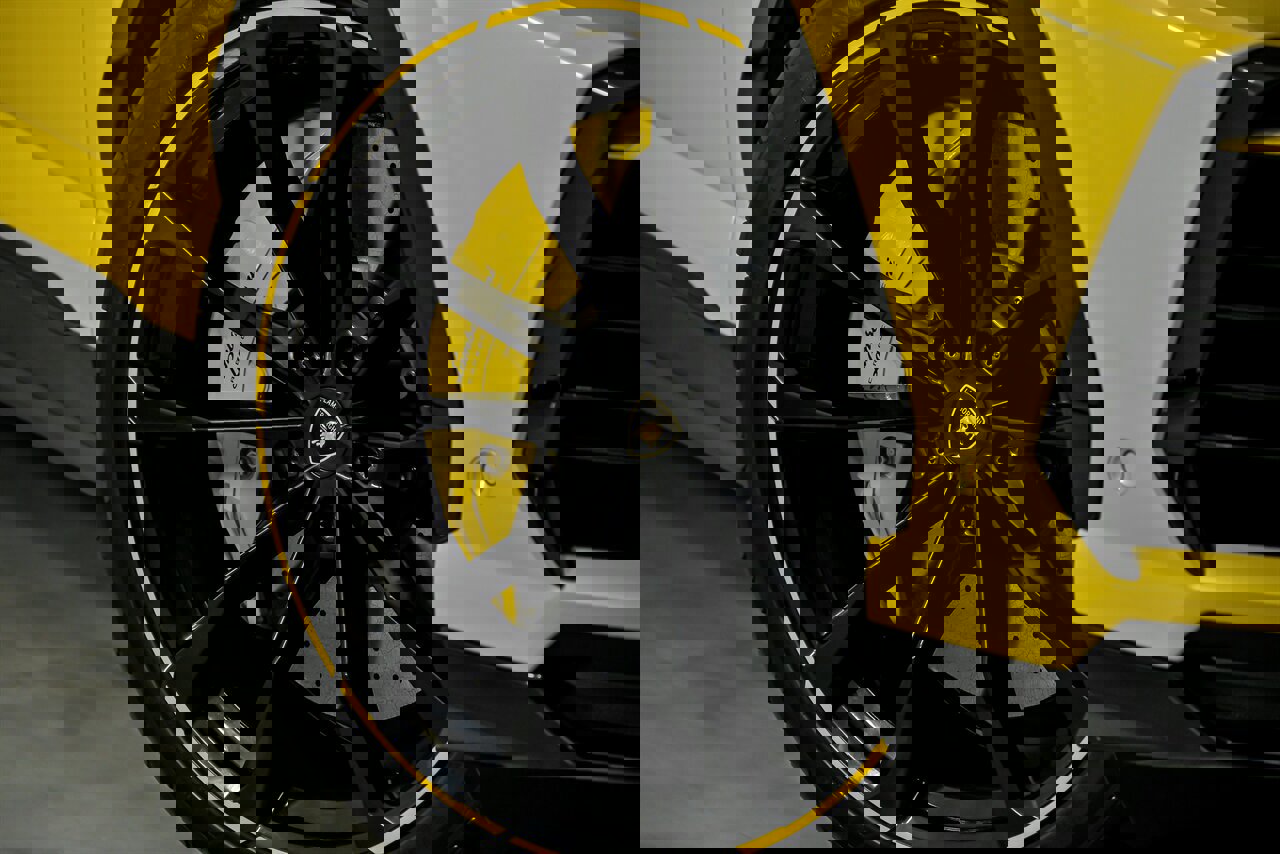 Used 2022 Lamborghini Urus image 4