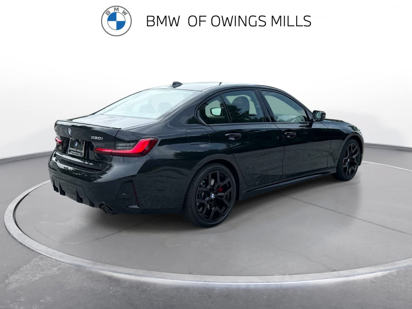 New 2026 BMW 330i xDrive Sedan w/ M Sport Package AWD/4WD image 9
