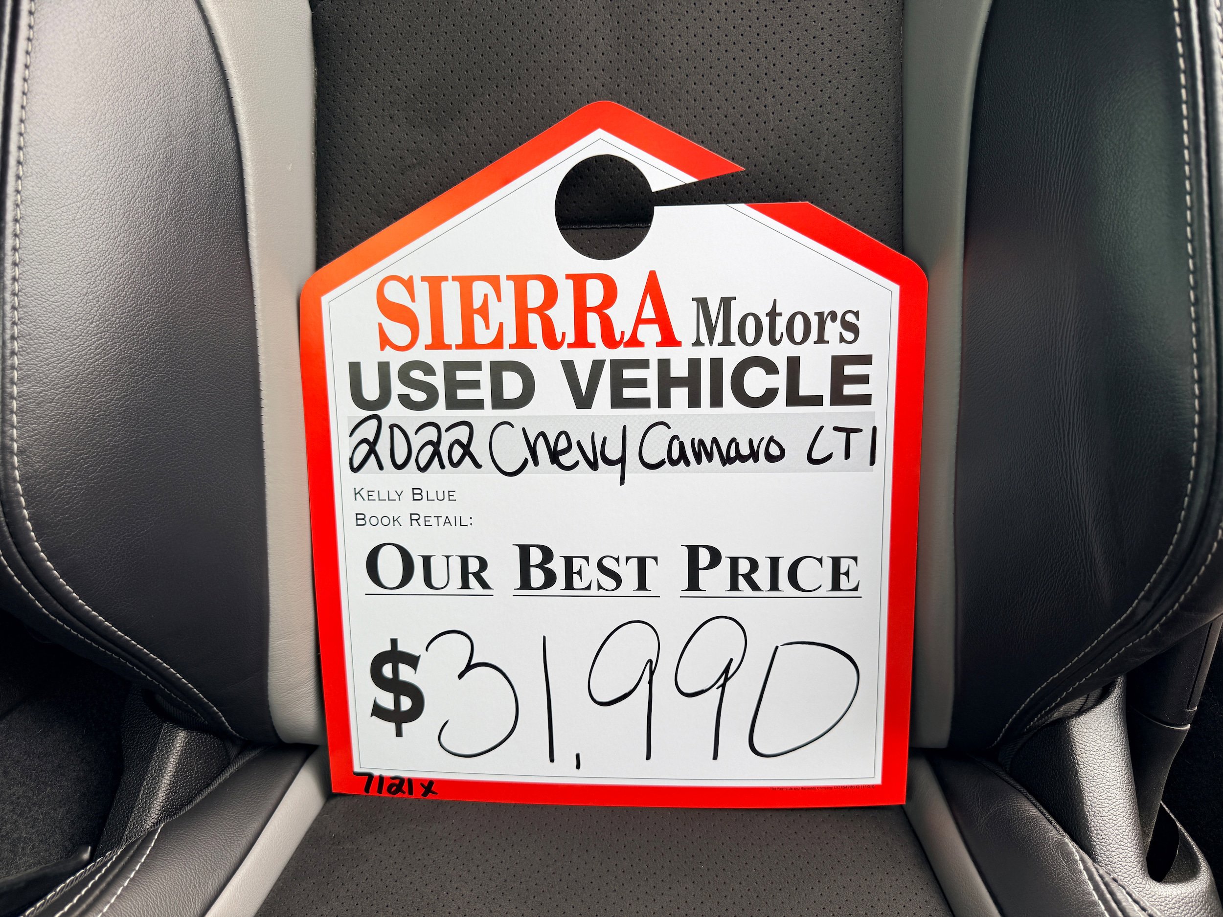 Used 2022 Chevrolet Camaro LT w/ RS Package RWD image 9