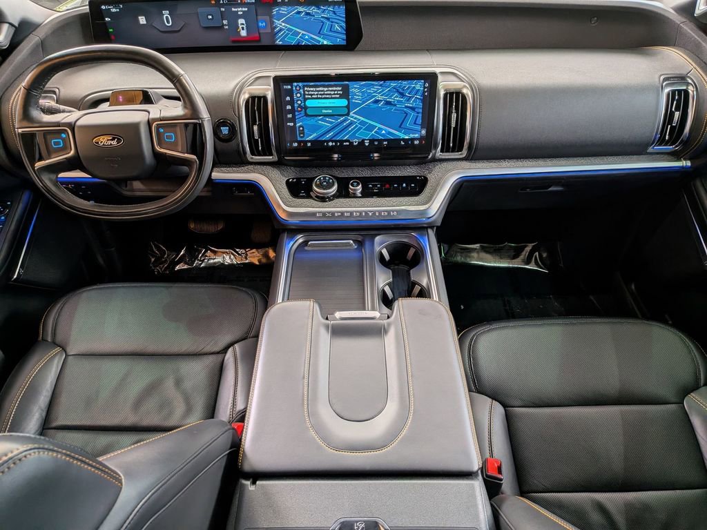 Used 2025 Ford Expedition Tremor image 31