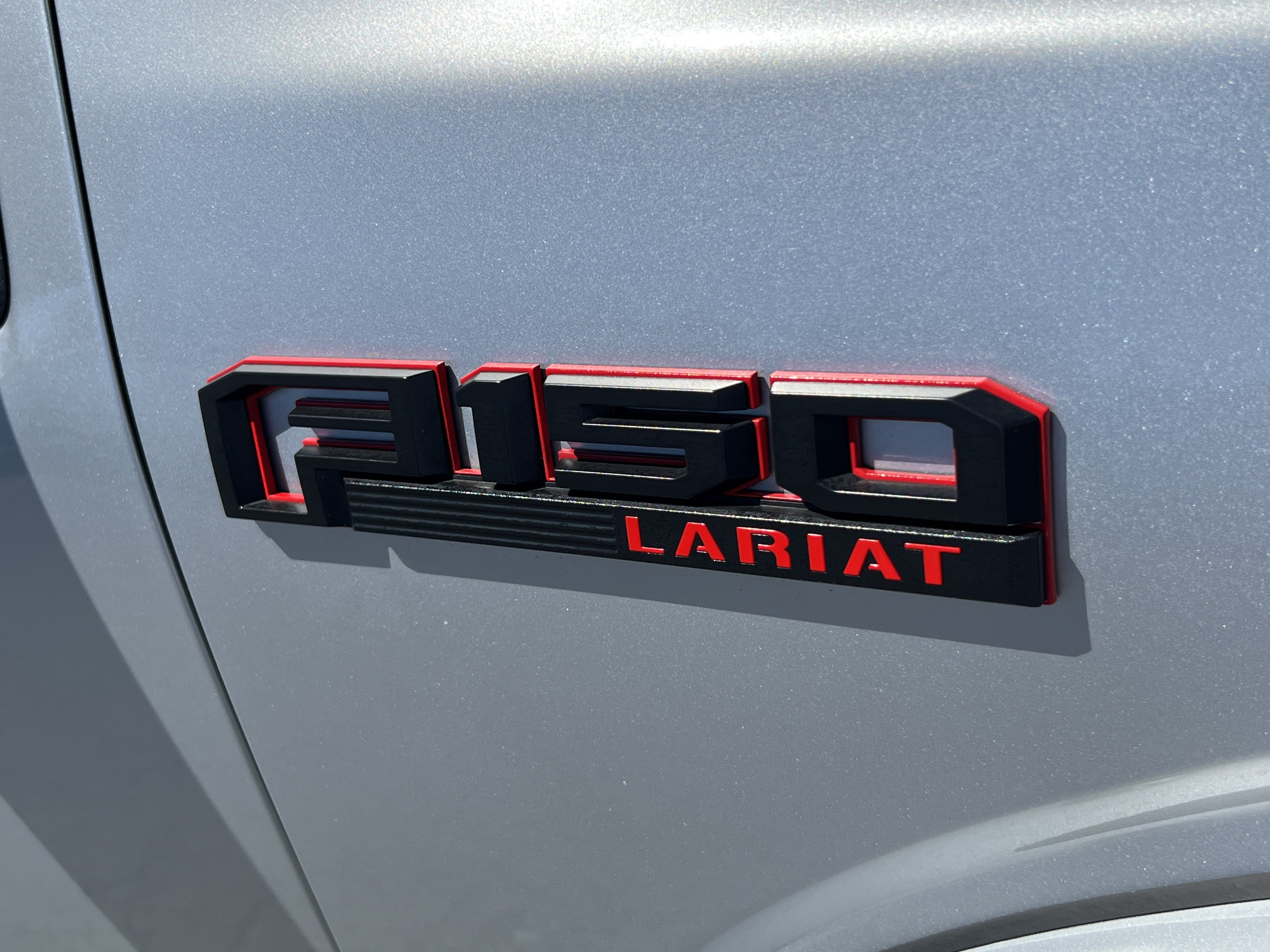 Used 2018 Ford F150 Lariat w/ Equipment Group 502A Luxury AWD/4WD image 9