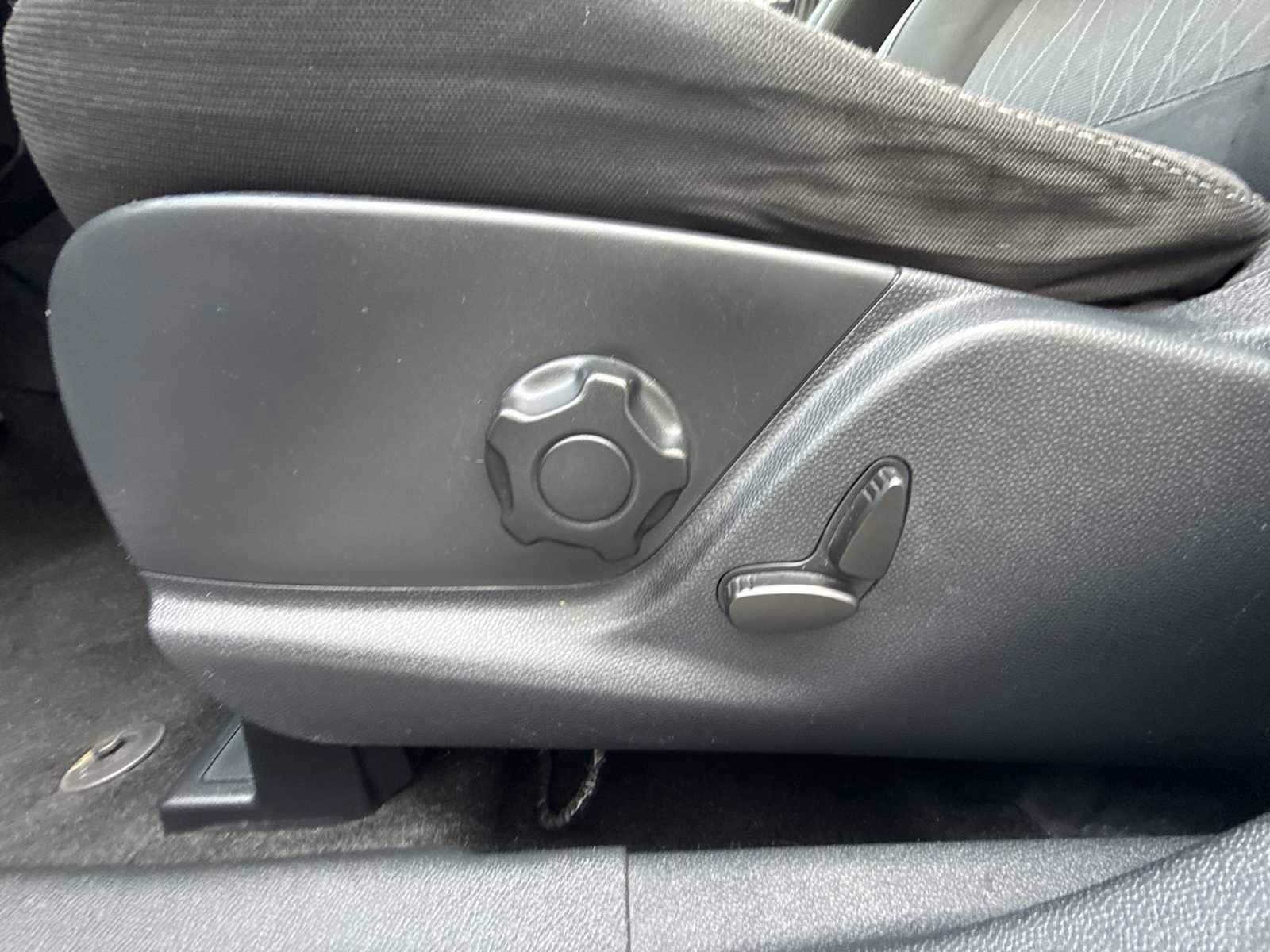 Used 2020 Ford EcoSport SE FWD image 13