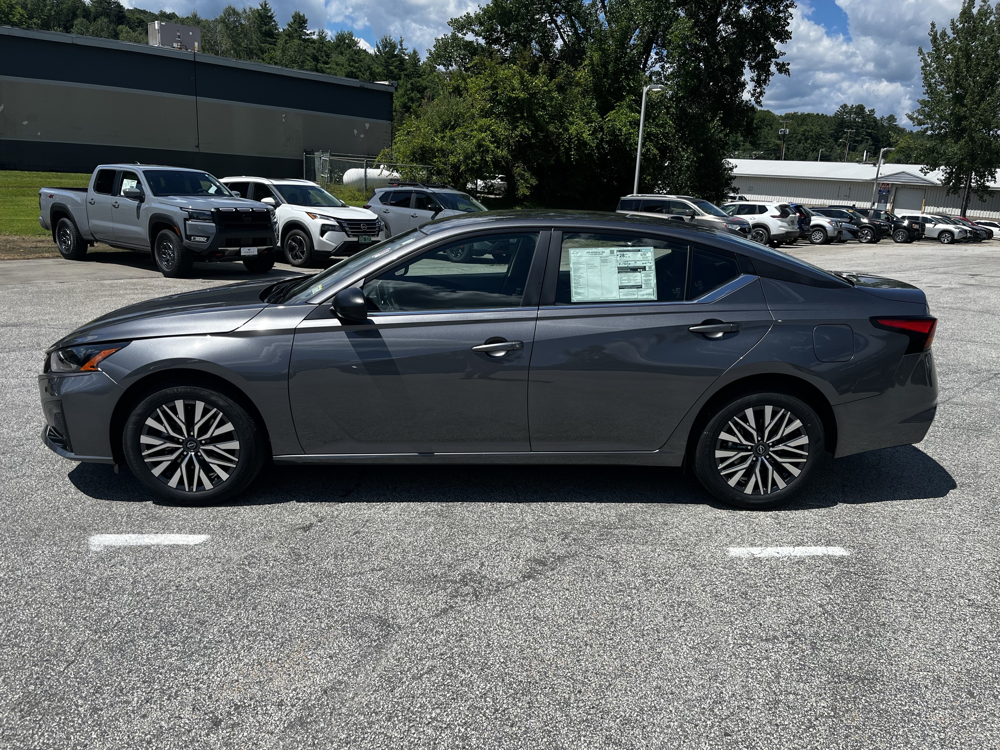 New 2026 Nissan Altima 2.5 SV AWD/4WD image 4
