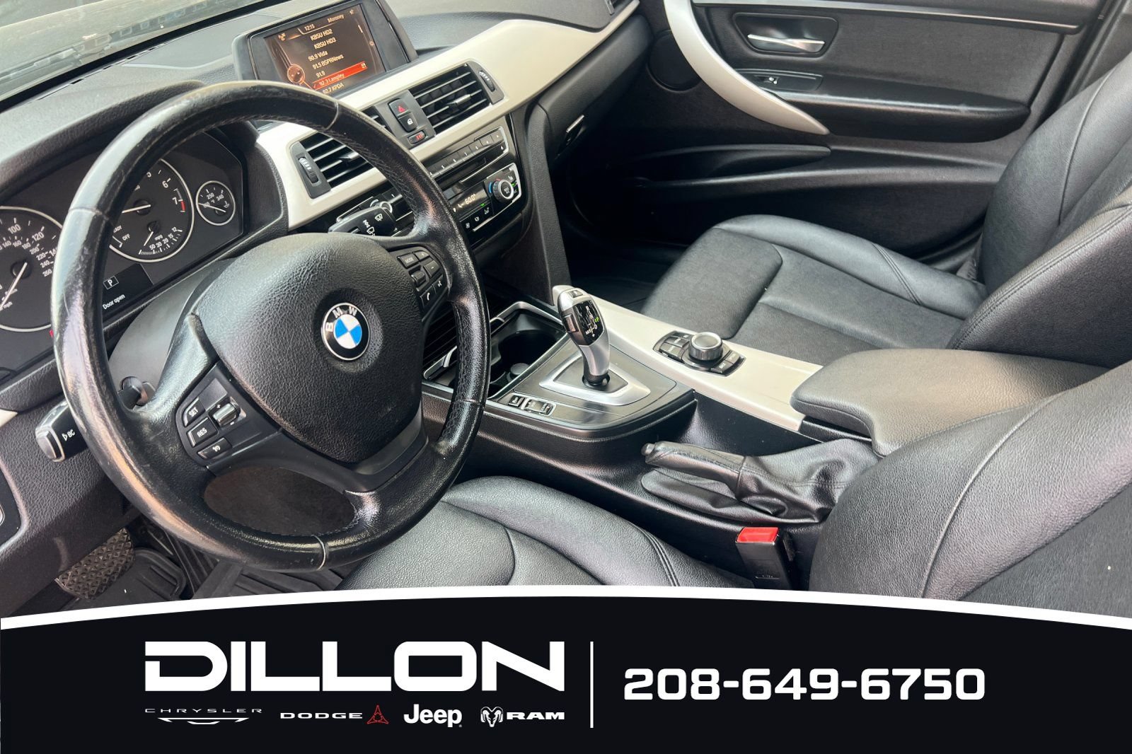Used 2016 BMW 320i xDrive Sedan AWD/4WD image 4