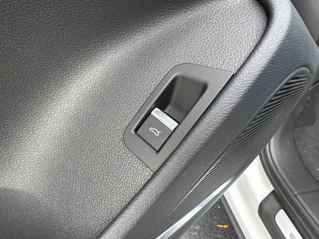 New 2025 Audi Q7 3.0T Premium Plus image 12