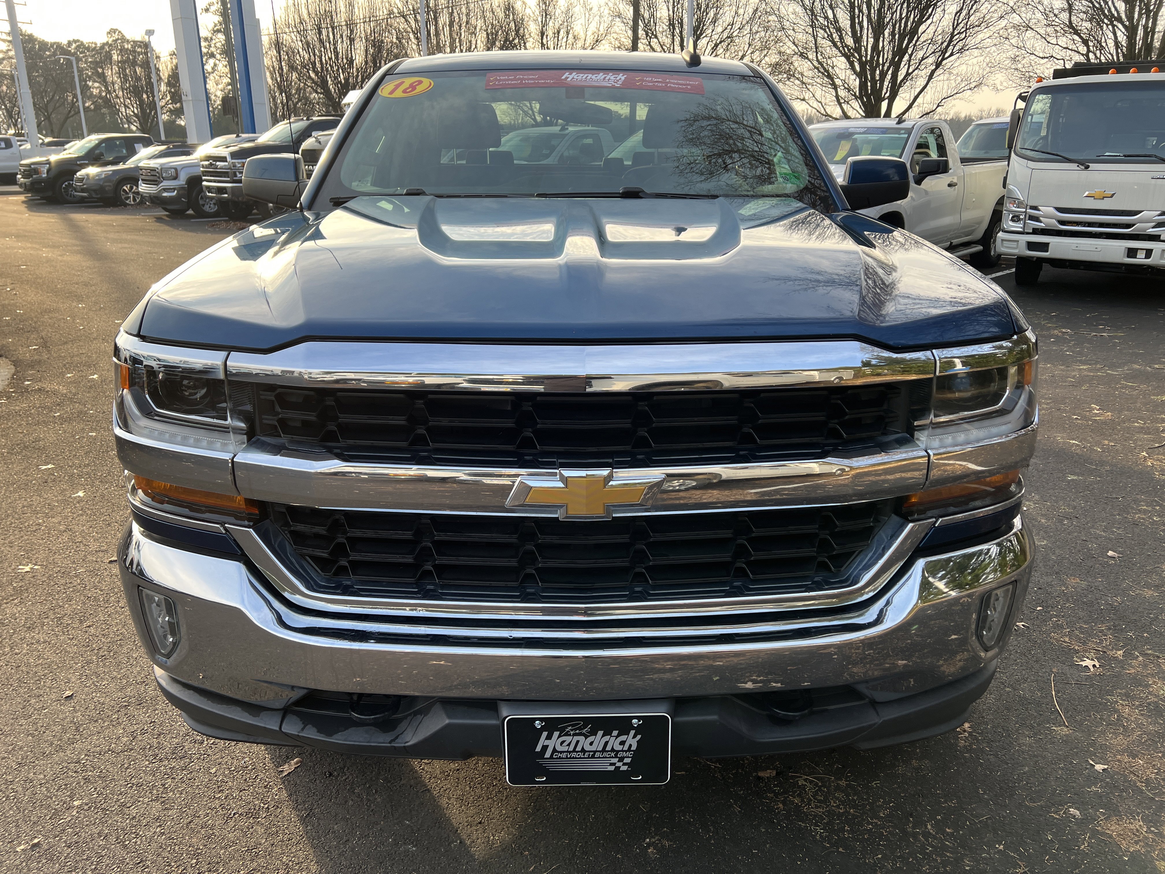 Used 2018 Chevrolet Silverado 1500 LT w/ All Star Edition image 3