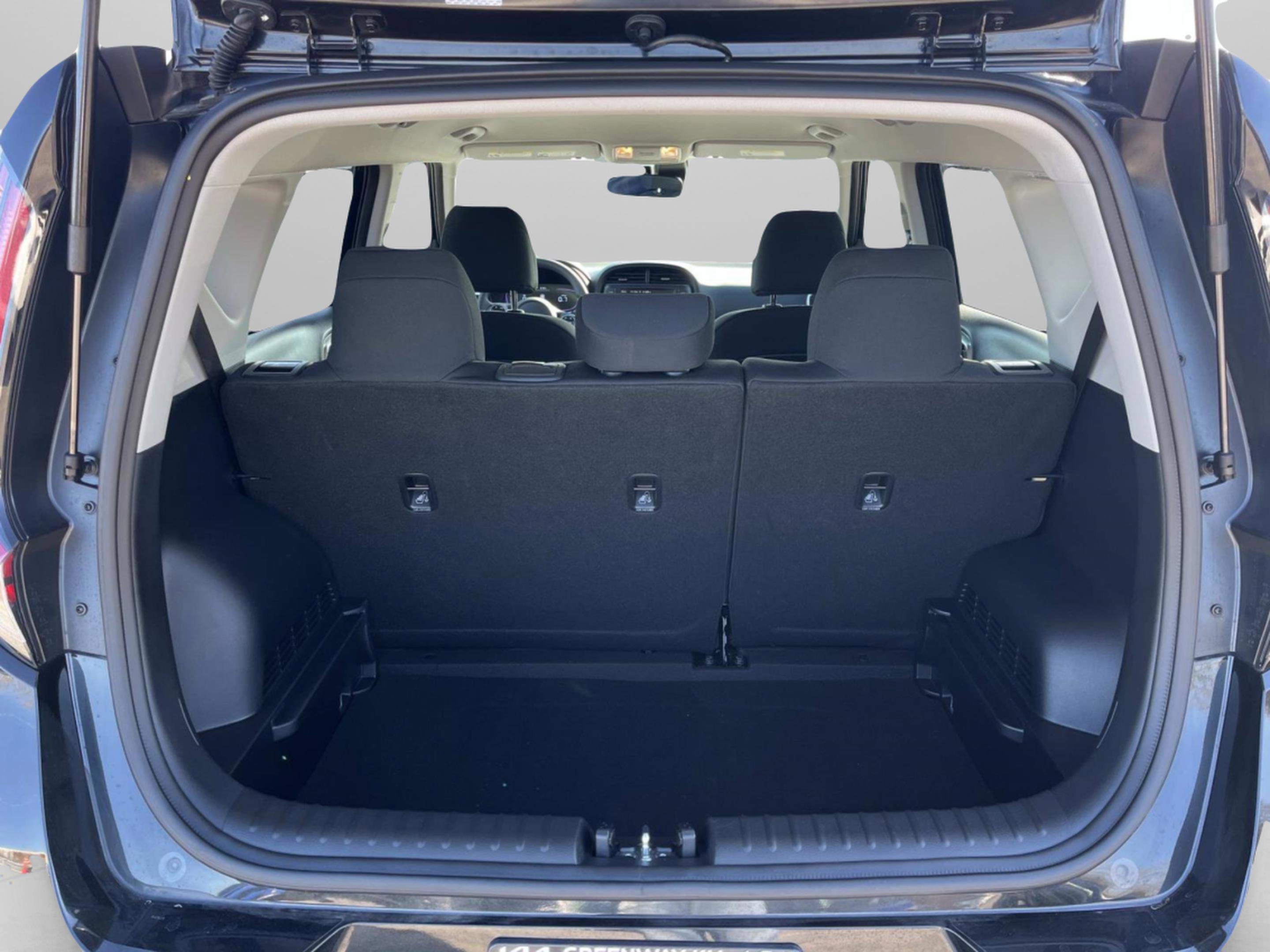 Used 2025 Kia Soul LX w/ LX Technology Package image 20