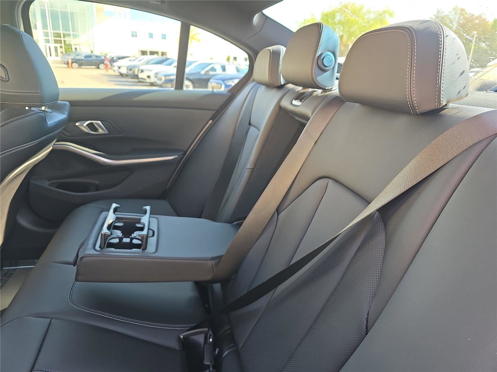 Used 2025 BMW 330i Sedan RWD image 12
