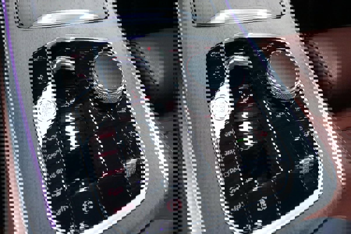 Used 2023 BMW X7 xDrive40i w/ Premium Package image 20