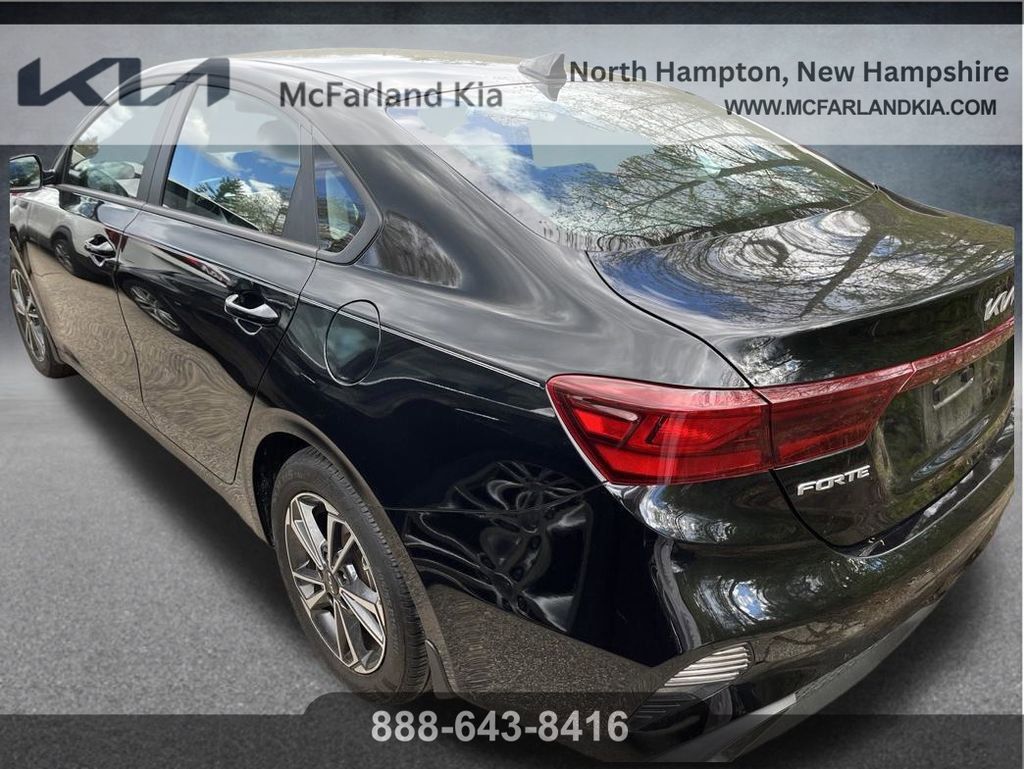 Used 2023 Kia Forte LXS w/ LXS Technology Package FWD image 5