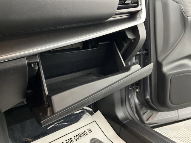 Used 2022 Nissan Rogue SV FWD image 33