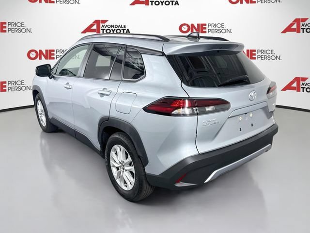 Certified 2026 Toyota Corolla Cross LE FWD image 6