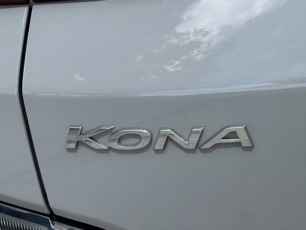 Used 2023 Hyundai Kona SE AWD/4WD image 9