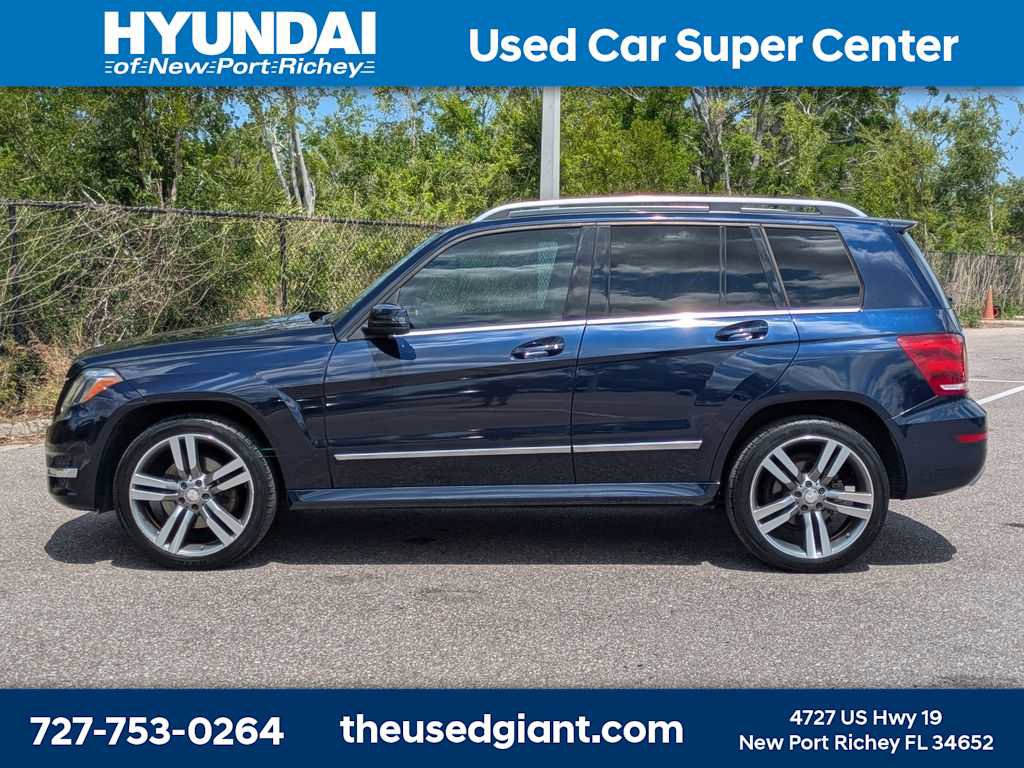 Used 2014 Mercedes-Benz GLK 350 4MATIC image 2